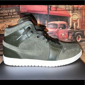 Jordan 1 Mid - Sequoia